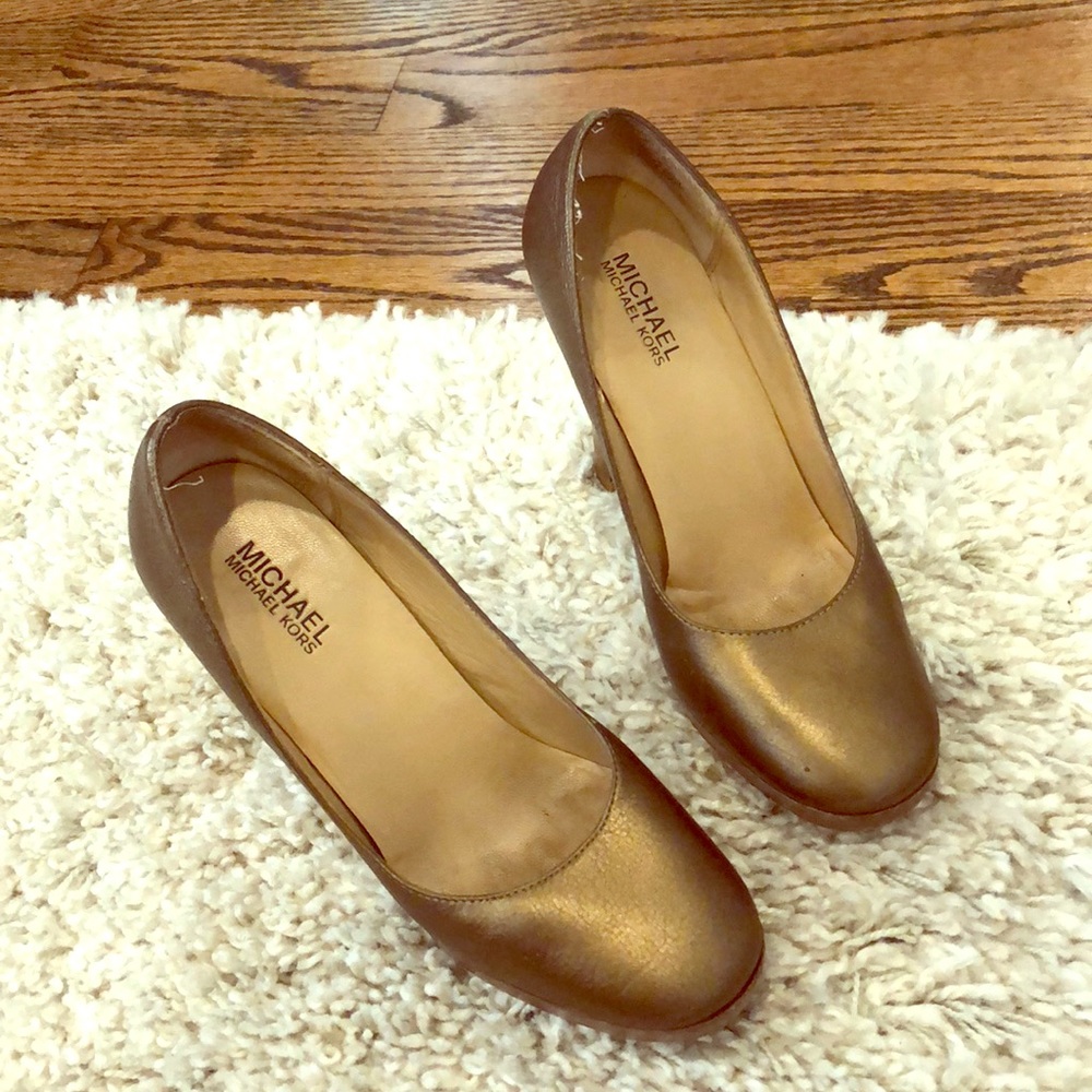 Metallic dark Michael Kors platform